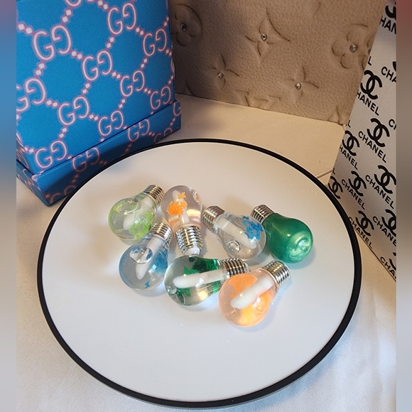 🔥"LIGHT BULB" CUSTOM LIP GLOSS🔥 - Picture 2 of 8